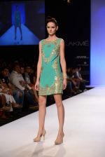 Model walk the ramp for Ranna Gill show at LFW 2013 Day 1 in Grand Haytt, Mumbai on 23rd Aug 2013 (244).JPG